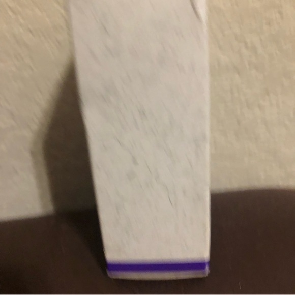 NIB Vintage 1997 Hallmark Barbie 40th Anniversary Keepsake Tin Ornament - Picture 9 of 10